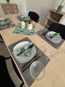 Vierbett-Apartment Essbereich